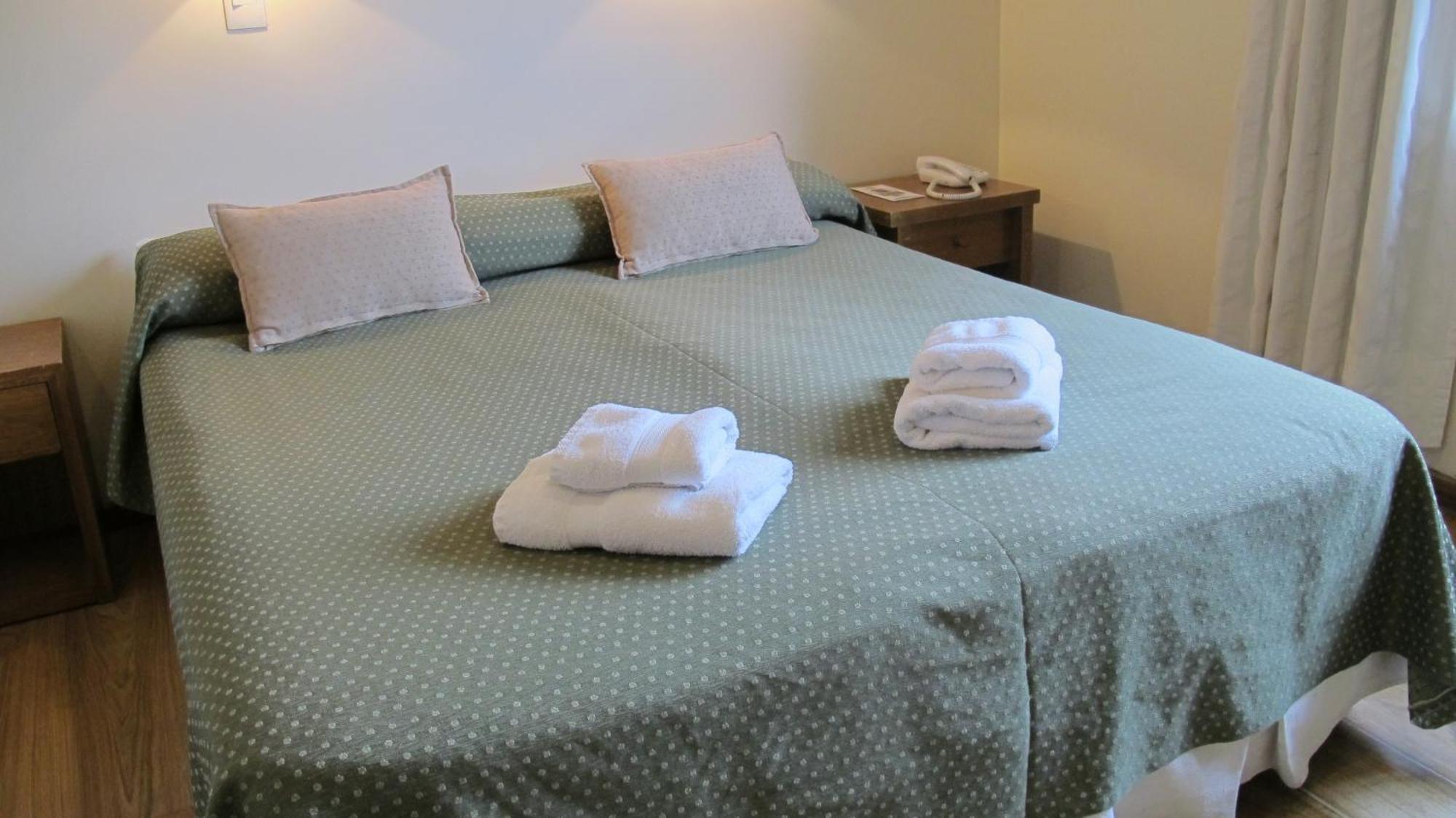 Cambria Hotel San Carlos de Bariloche Luaran gambar