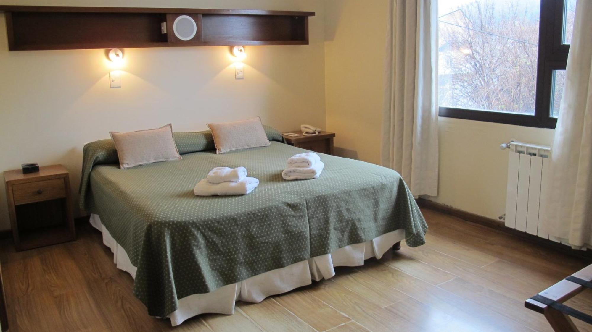 Cambria Hotel San Carlos de Bariloche Luaran gambar