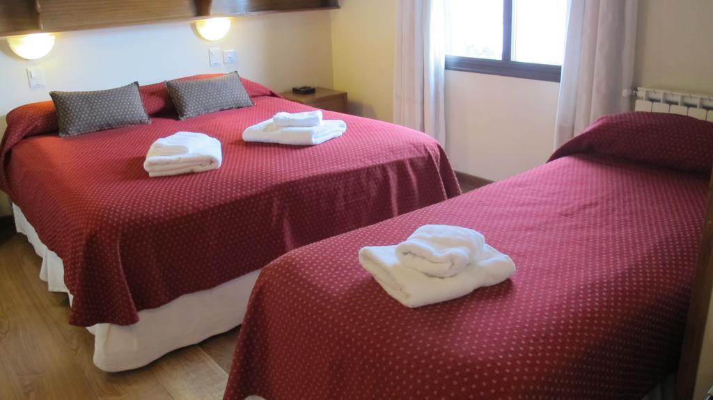 Cambria Hotel San Carlos de Bariloche Bilik gambar